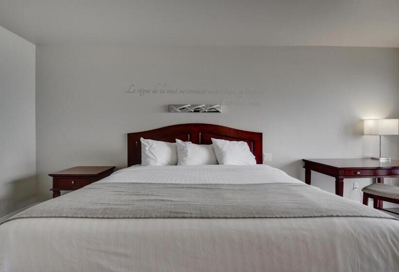 Номер Superior Кровать Кинг, Hôtel Et Pavillons Le Petit Manoir Du Casino