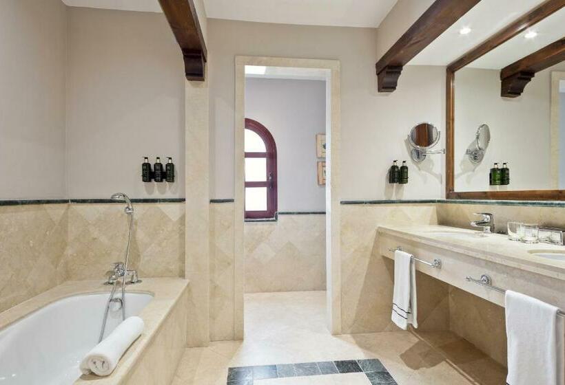 ジュニアスイート, Melia Villaitana