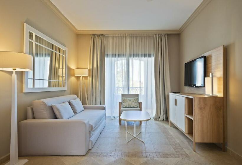 ジュニアスイート, Melia Villaitana