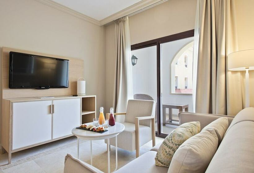 ジュニアスイート, Melia Villaitana