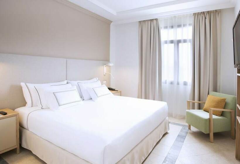 ジュニアスイート, Melia Villaitana