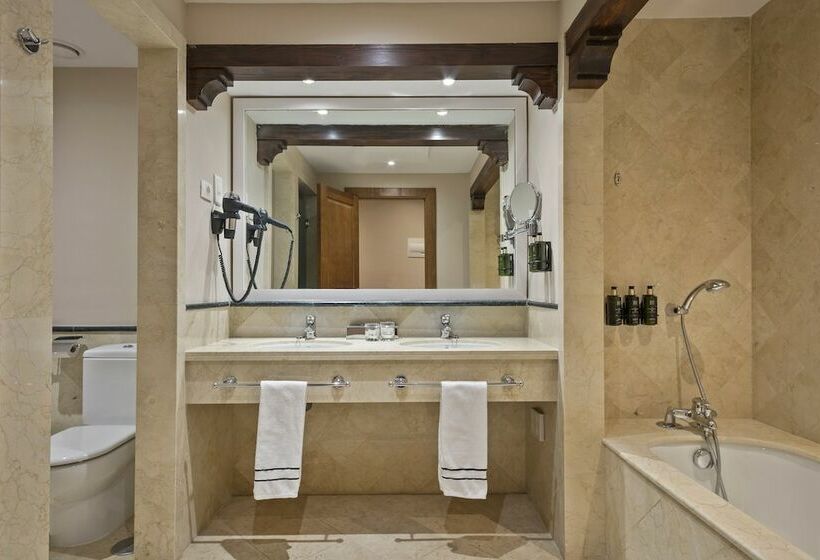 ジュニアスイート, Melia Villaitana