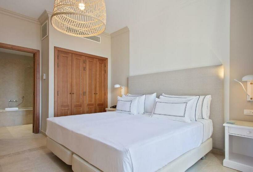 プレミアムルーム, Melia Villaitana