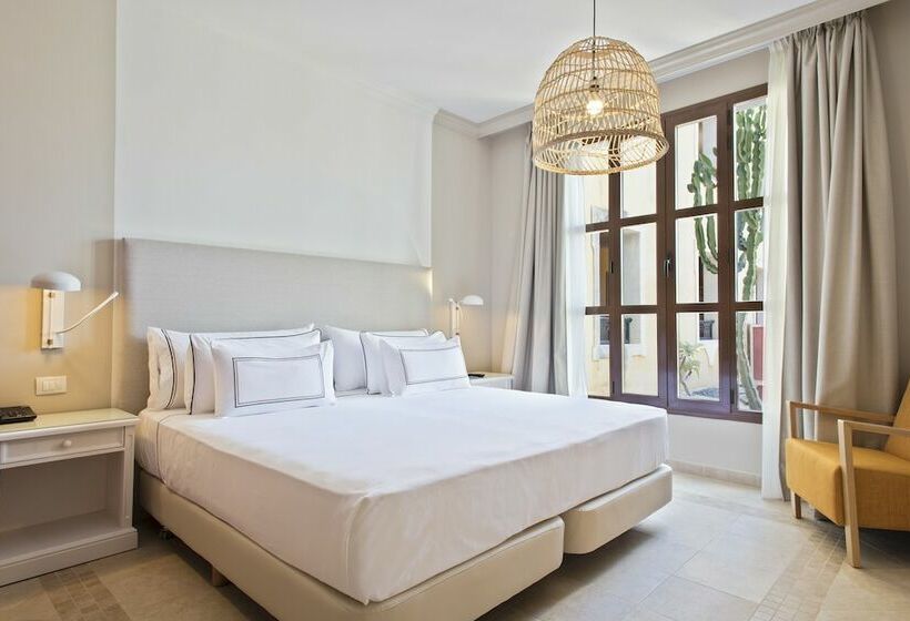 プレミアムルーム, Melia Villaitana