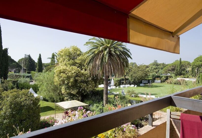 Номер Deluxe, Golf Hôtel De Valescure & Spa Nuxe