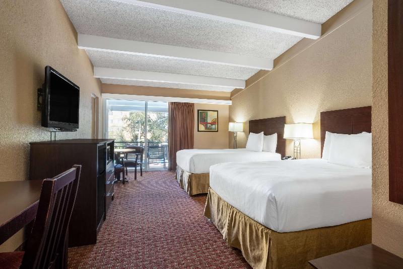 Номер Стандарт, Golf Hôtel De Valescure & Spa Nuxe