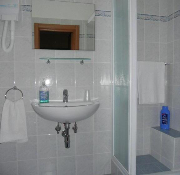 Quarto Quádruplo Standard, San Lorenzo