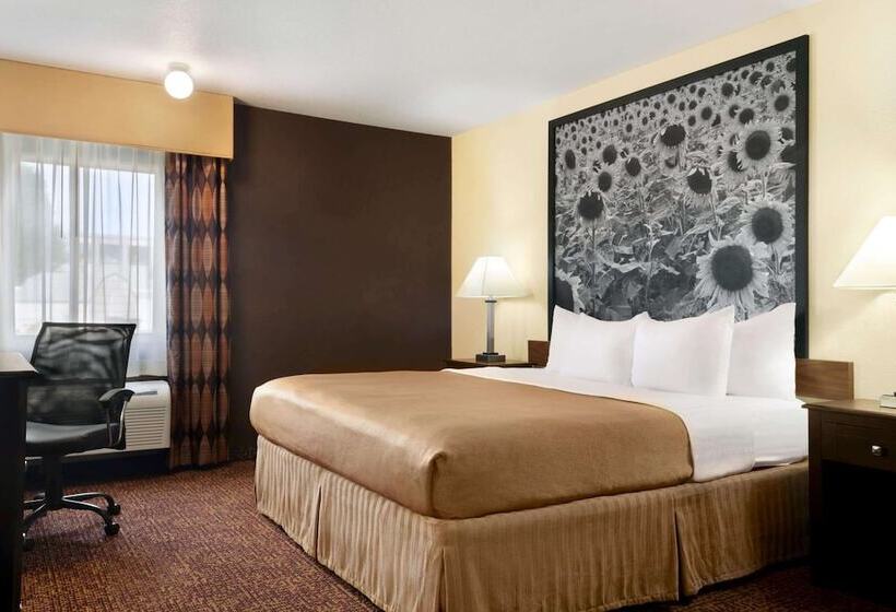 豪华房间, Super 8 By Wyndham Des Moines