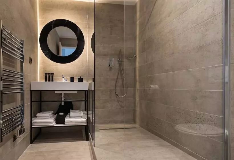 سوییت, Résidence & Spa Le Prince Régent