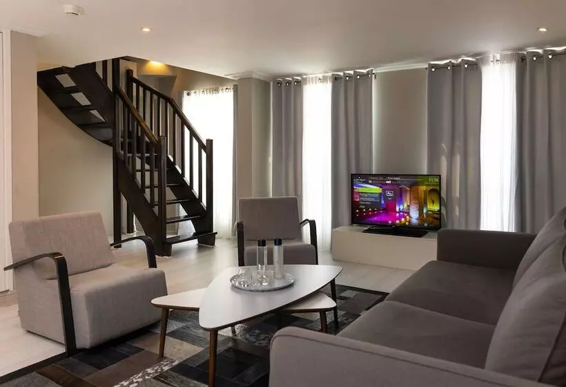 3 Bedroom Duplex Apartment, Résidence & Spa Le Prince Régent