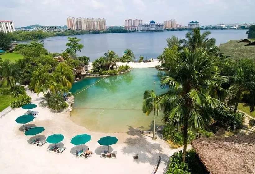 スイート, Mines Beach Resort