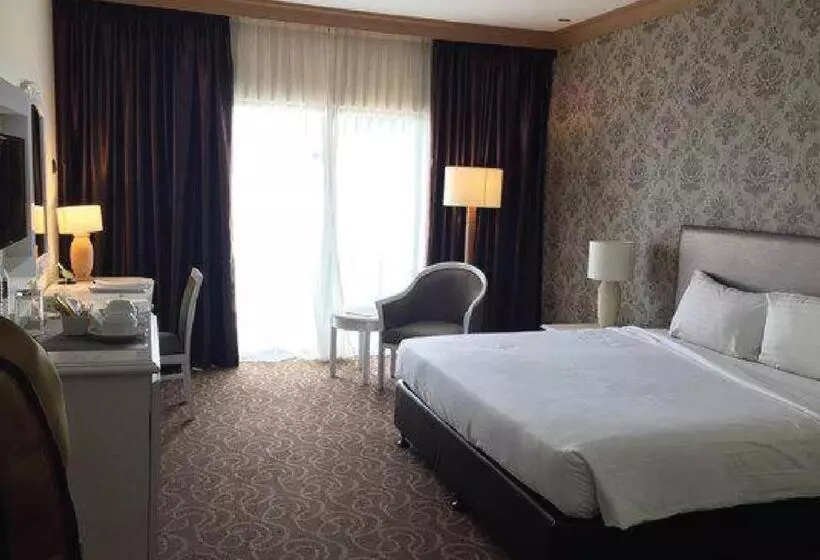 デラックスルーム, Mines Beach Resort