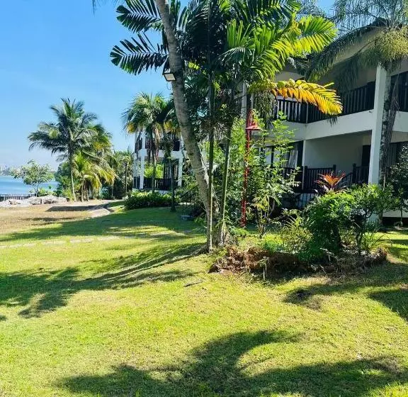 プレジデントスイートルーム, Mines Beach Resort
