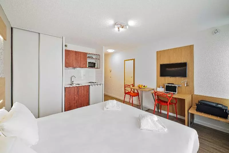 استودیوی استاندارد, Residhotel Lyon Part Dieu