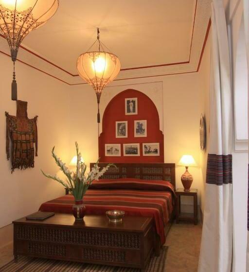 سوییت جونیور, Riad Karmela