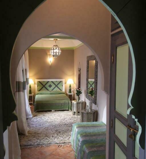 سوییت جونیور, Riad Karmela