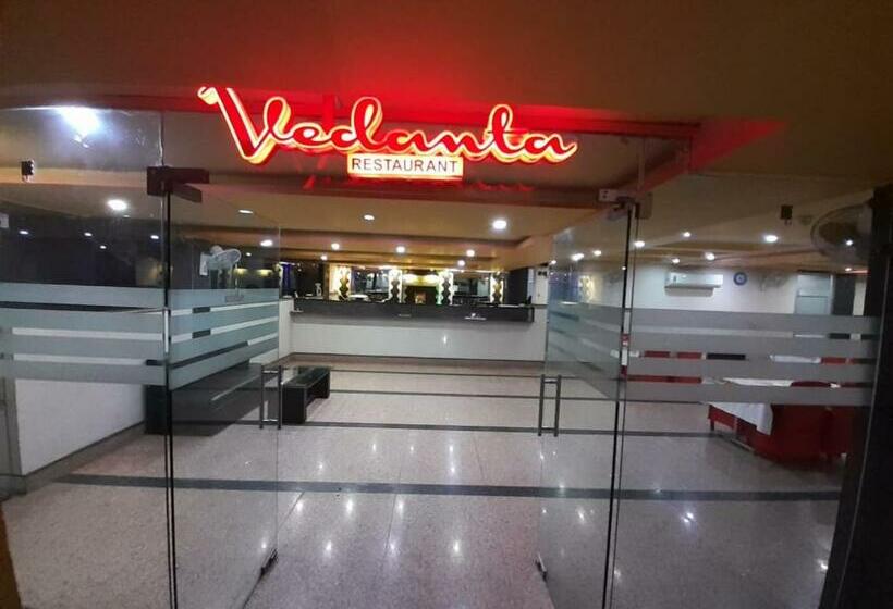 اتاق لوکس چهار تخته, Metro Inn