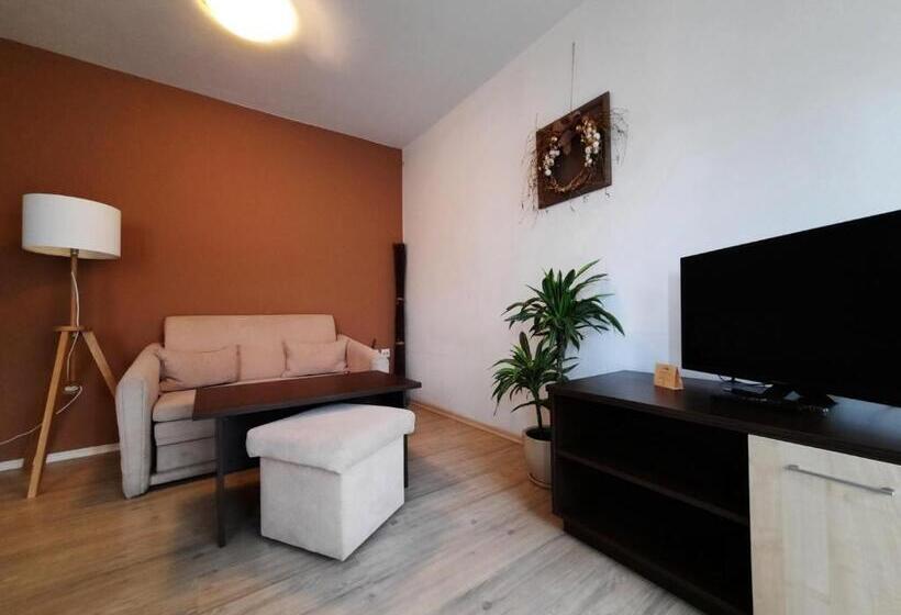 Апартаменты 1 Спальня, Banderitsa Apartments With Kitchen & Bbq