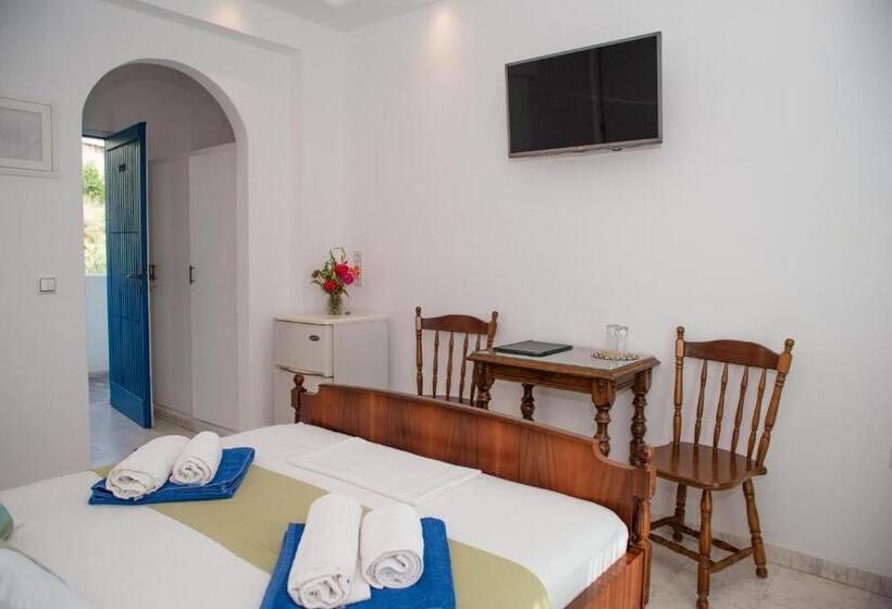 Номер Стандарт Вид на Море, Adonis Hotel Naxos