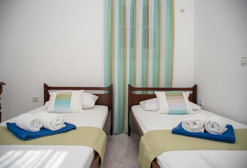 غرفة عائلية مطلّة علي البحر, Adonis Hotel Naxos