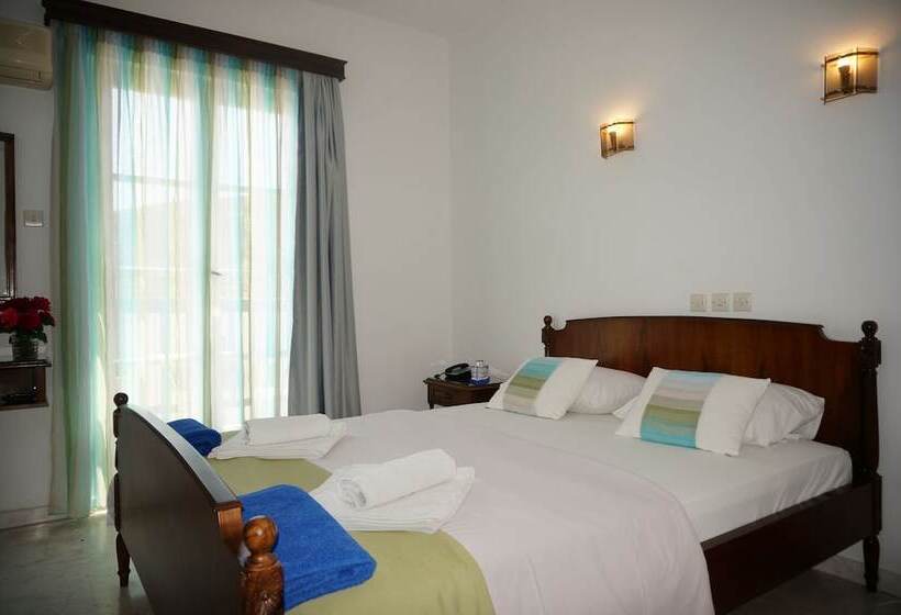 Номер Стандарт Вид на Сад, Adonis Hotel Naxos