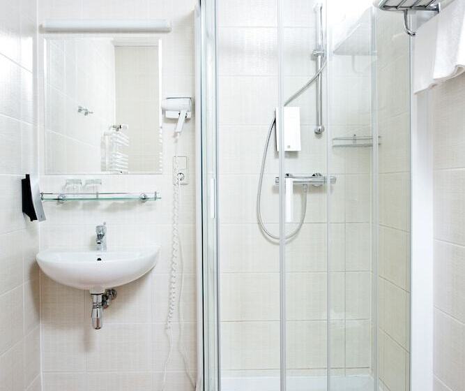 اتاق استاندارد یک نفره, Baltvilla