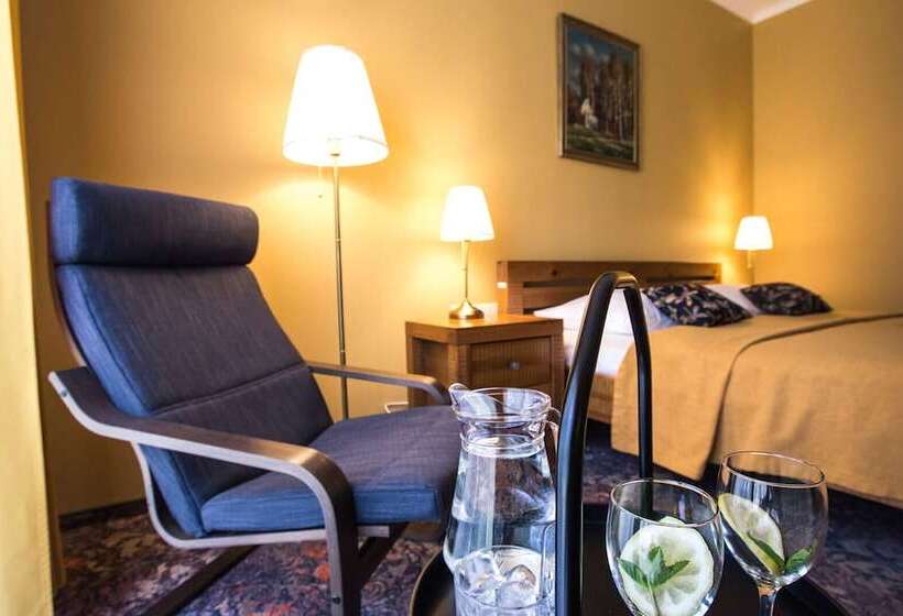 اتاق استاندارد یک نفره, Baltvilla