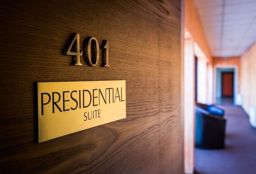 سوئیت پرزیدنت, Baltvilla