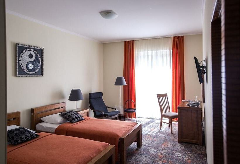 اتاق استاندارد, Baltvilla