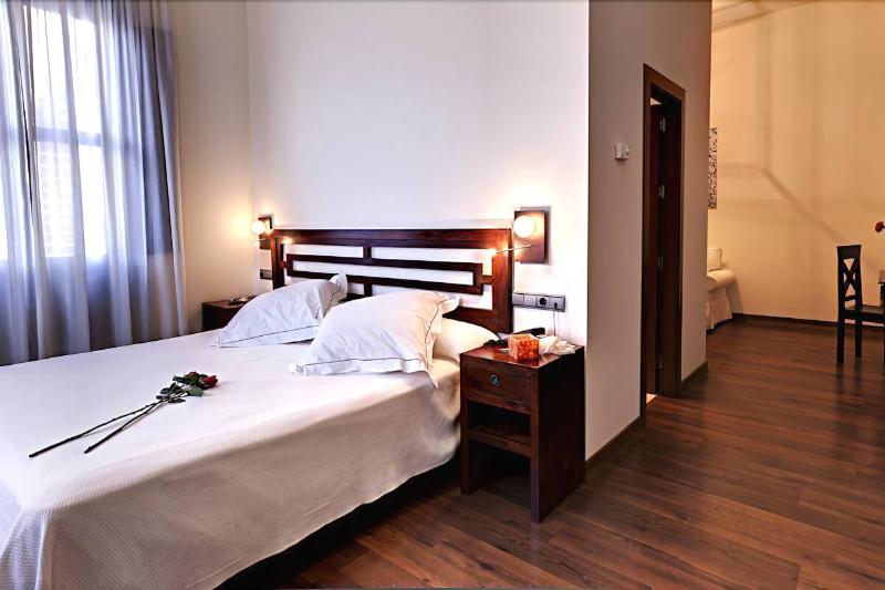 스탠다드 트리플 룸, Casa Del Trigo