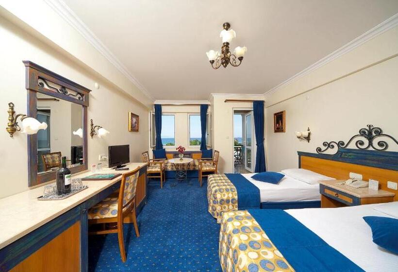 חדר משפחתי, Club Yali Hotels & Resort   All Inclusive