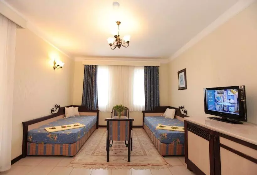 Perhehuone, Club Yali Hotels & Resort All Inclusive