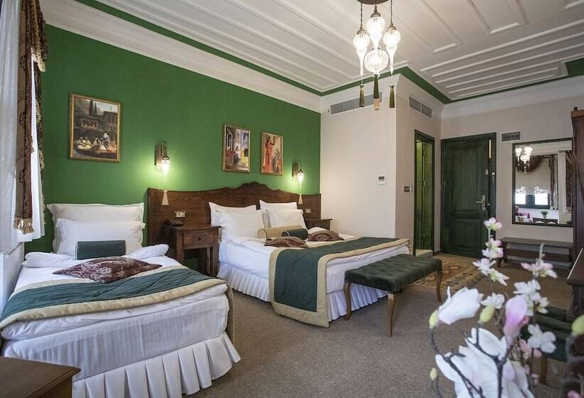 Standard Triple Room, Garden House Hotel   Special Class