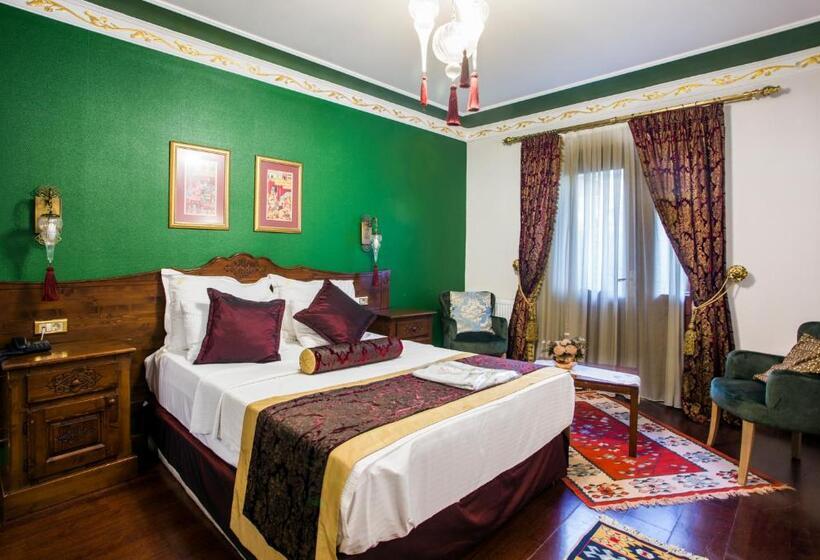 Standard Room with Balcony, Garden House Hotel   Special Class