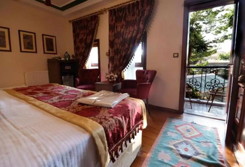 Standard Room with Balcony, Garden House Hotel   Special Class