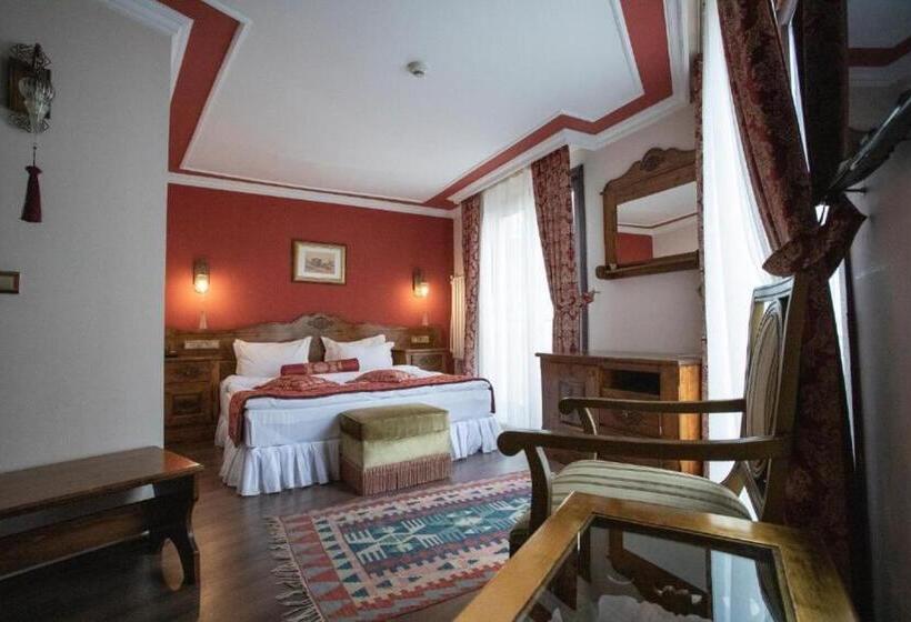 Superior Room King Size Bed, Garden House Hotel   Special Class