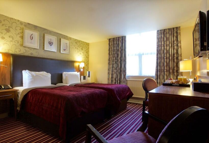 Семейный Номер, Hull Humber View Hotel, Bw Signature Collection