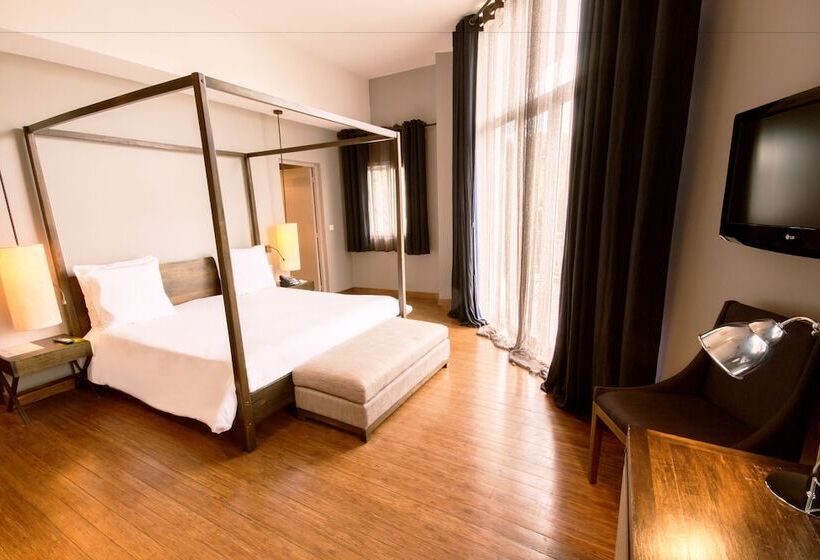 اتاق سوپریور, Le Louvre Hotel & Spa
