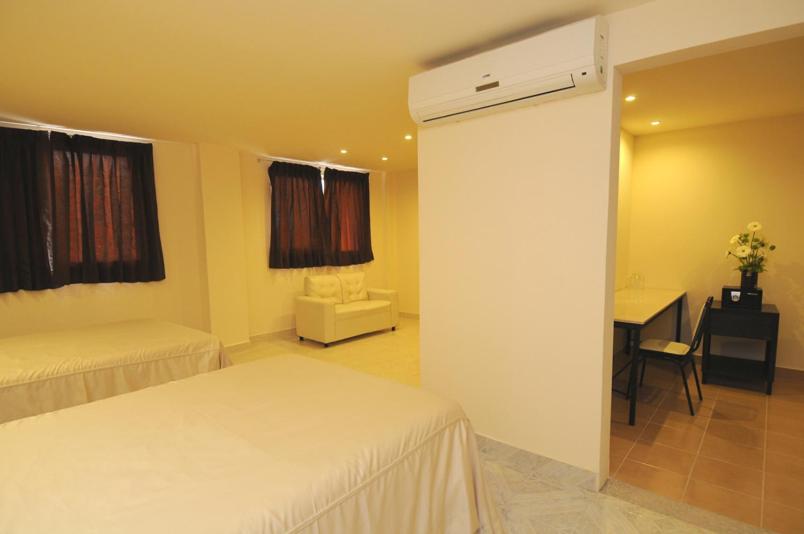 غرفة قياسية, Maria Eugenia Tuxtla Gutierrez