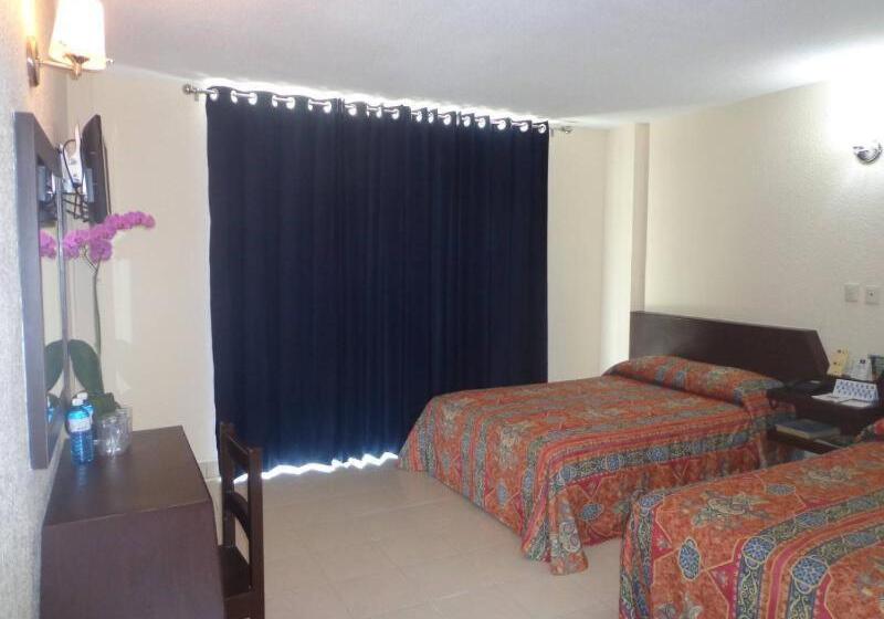 غرفة قياسية, Maria Eugenia Tuxtla Gutierrez