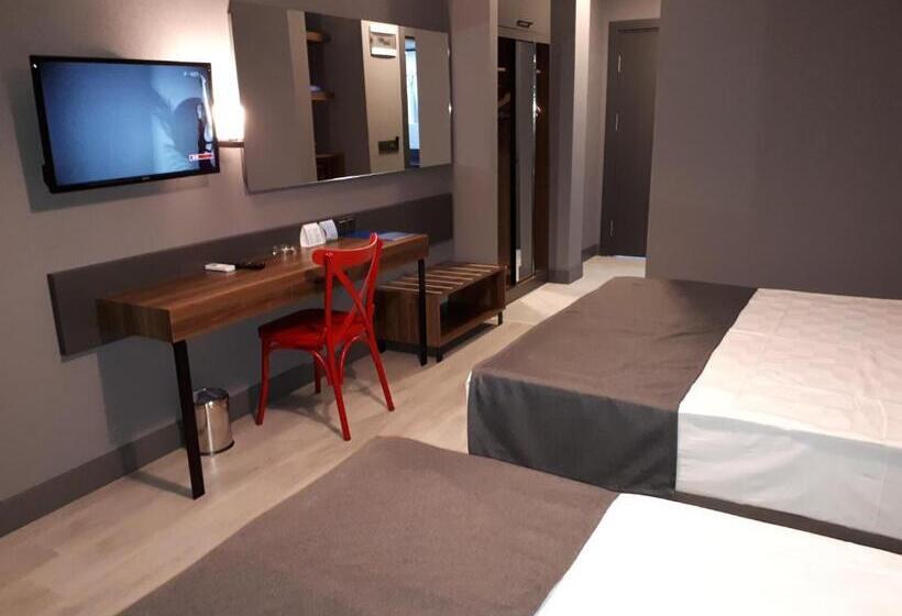 غرفة قياسية ثلاثية, Ramira City Hotel   Adult Only