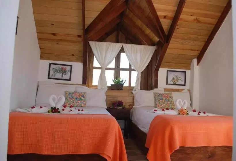 ファミリールーム, Rancho Constanza & Cabañas De La Montaña
