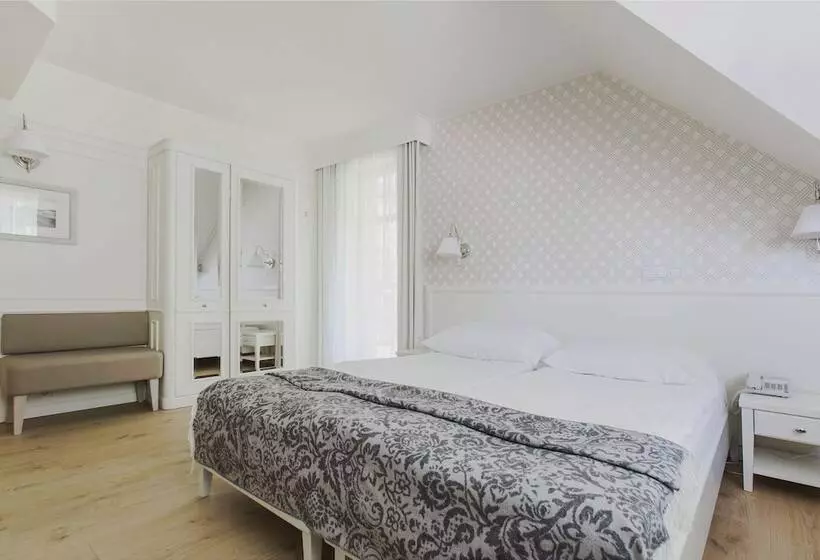 اتاق استاندارد یک نفره, Villa Baltica