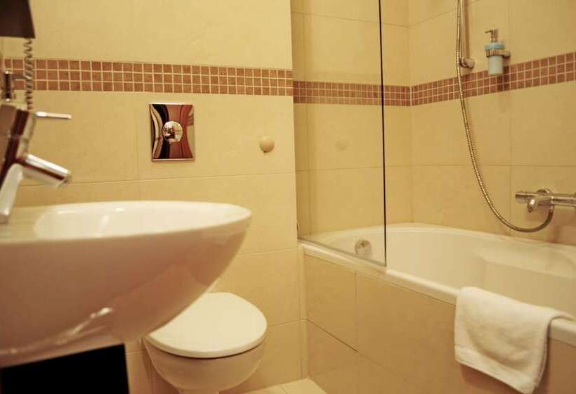 اتاق استاندارد یک نفره, Villa Baltica