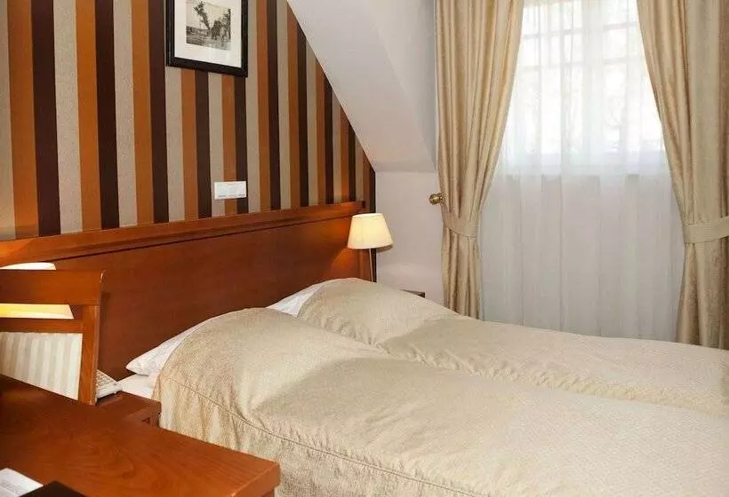اتاق استاندارد یک نفره, Villa Baltica