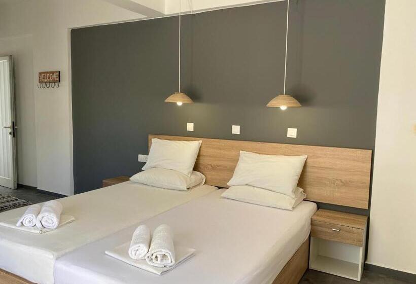 스탠다드 스튜디오, Family House Faliraki Studios Apartments