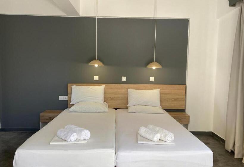 스탠다드 스튜디오, Family House Faliraki Studios Apartments