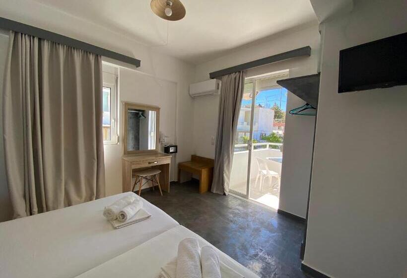 스탠다드 스튜디오, Family House Faliraki Studios Apartments