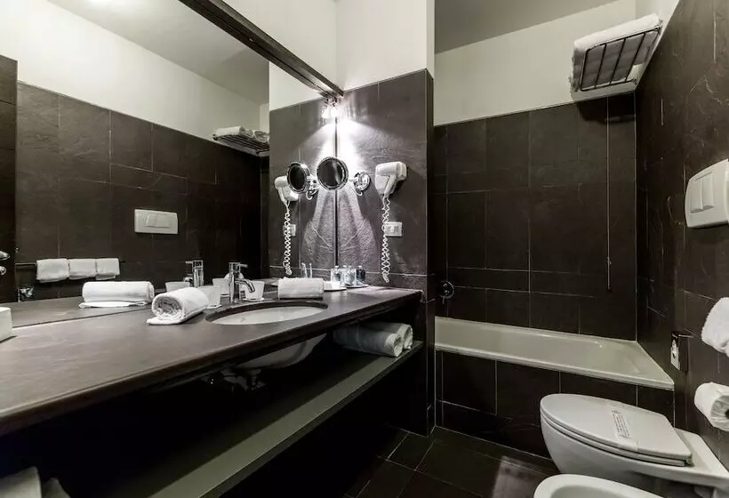 سوییت جونیور, Best Western Hotel Green City