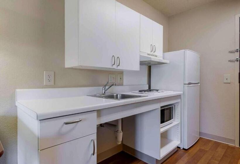 스탠다드 스튜디오, Extended Stay America Suites Orlando Lake Mary 1036 Greenwood Blvd